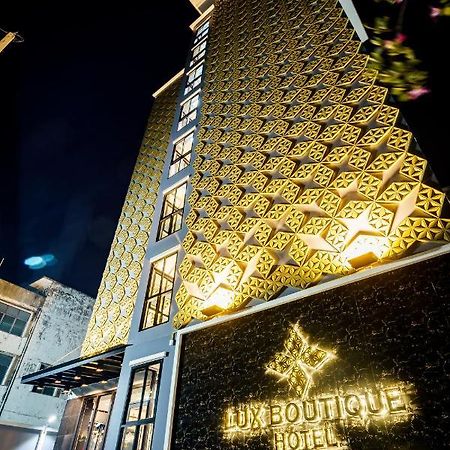 נונטאבורי Lux Boutique Hotel מראה חיצוני תמונה