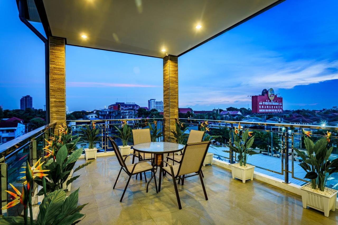 נונטאבורי Lux Boutique Hotel מראה חיצוני תמונה